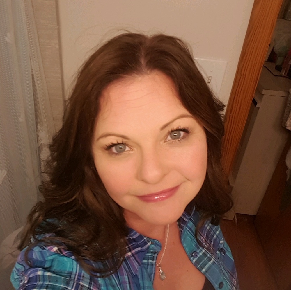 Meet your Posher, Ara